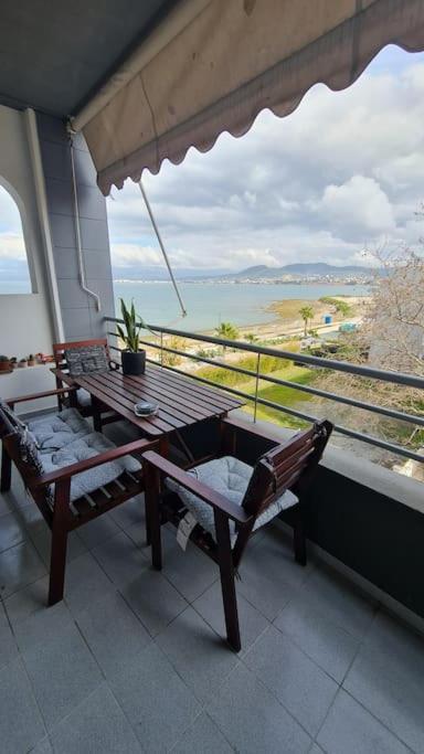 Seaside Apartment - Charlie'S House Chalkida Exterior photo
