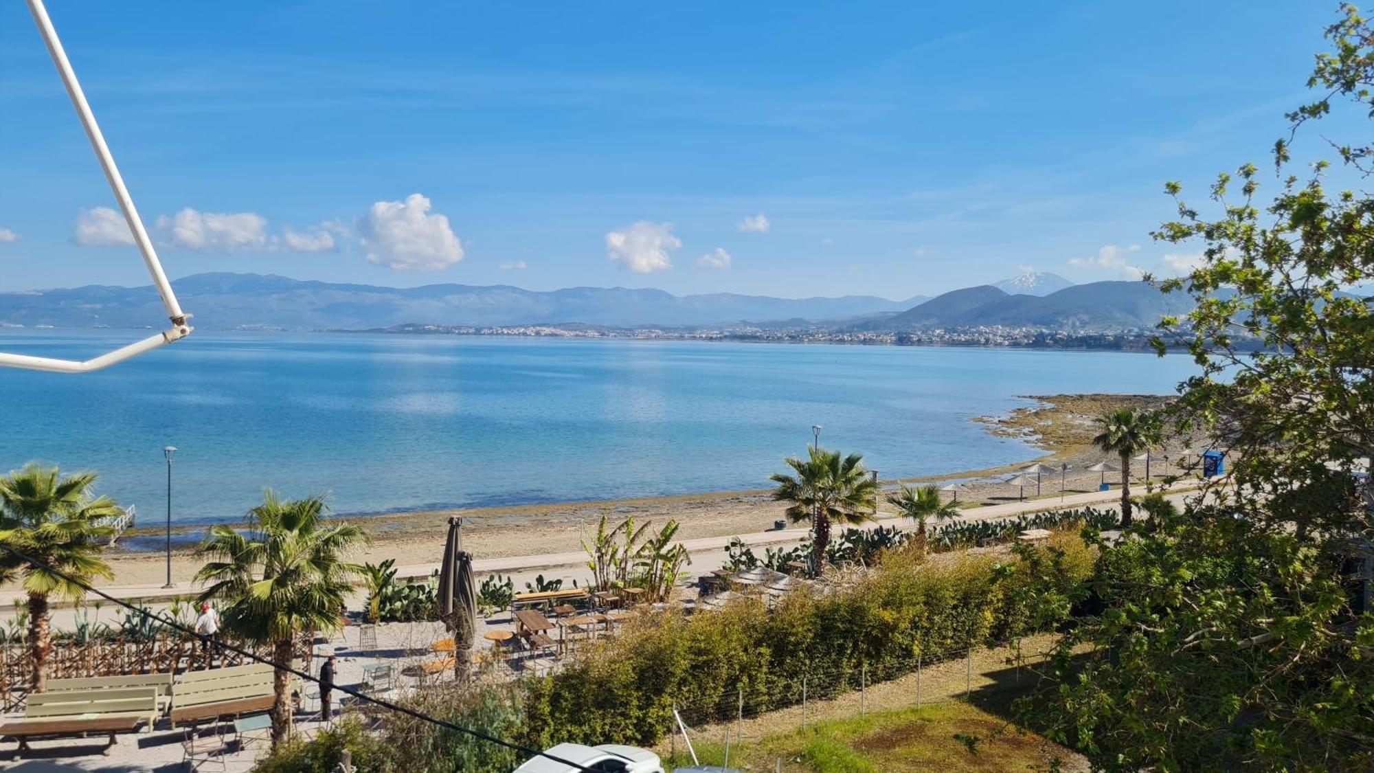 Seaside Apartment - Charlie'S House Chalkida Exterior photo